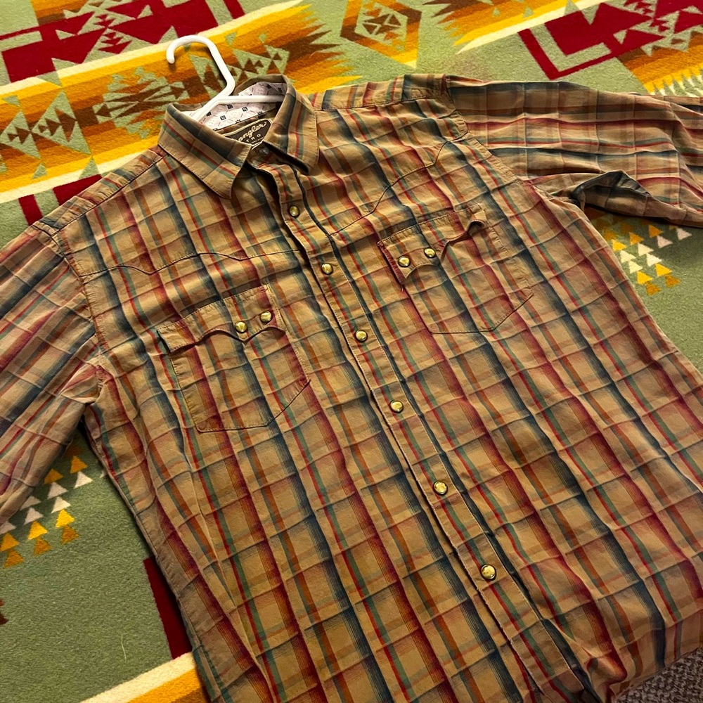 MENS MEDIUM WRANGLER RETRO COWBOY DRESS SHIRT